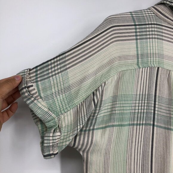 Universal Thread Goods Light Green Short Sleeve Plaid Button up Shirt M - Picture 13 of 15